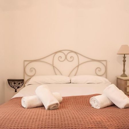 Romantico, Tranquilo, Centrico Seville Luaran gambar