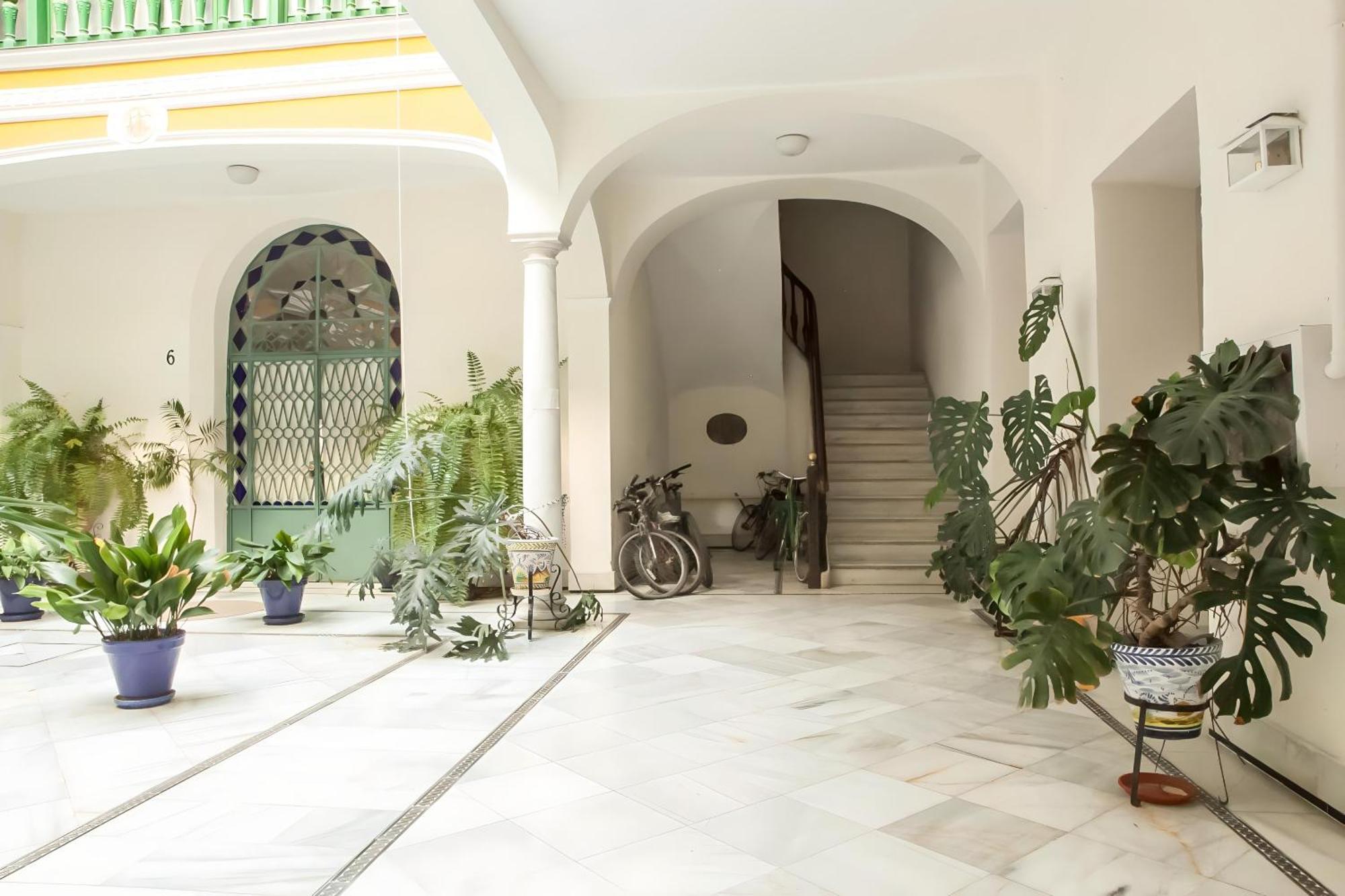 Romantico, Tranquilo, Centrico Seville Luaran gambar
